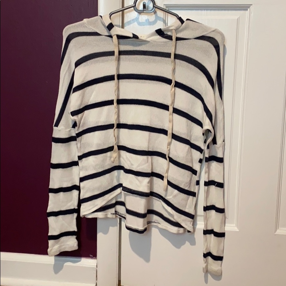 Hooded summer sweater